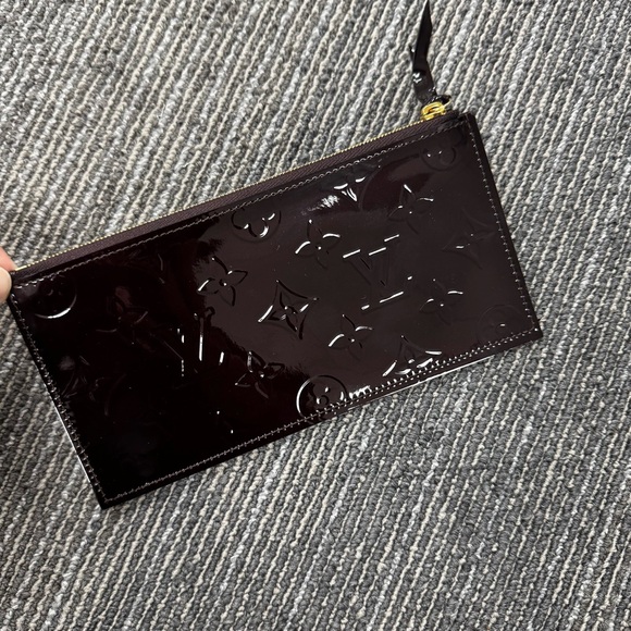 LOUIS VUITTON VERNIS FELICIE POCHETTE WALLET COIN - Picture 2 of 10